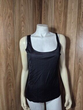 Akris Punto Lightweight Black Tank Sleeveless Sweater SZ M.....in great conditio